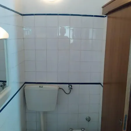 One Bedroom Property With Wifi At *